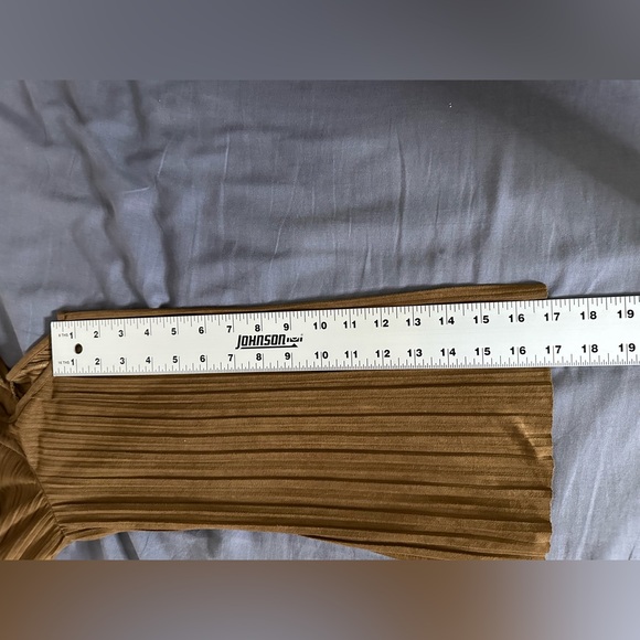 Chico’s Pleated Faux-Suede Cold-Shoulder Top - Picture 12 of 16